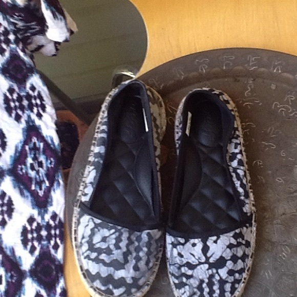 New Reef summer batik espadrilles flats with support - Picture 6 of 6